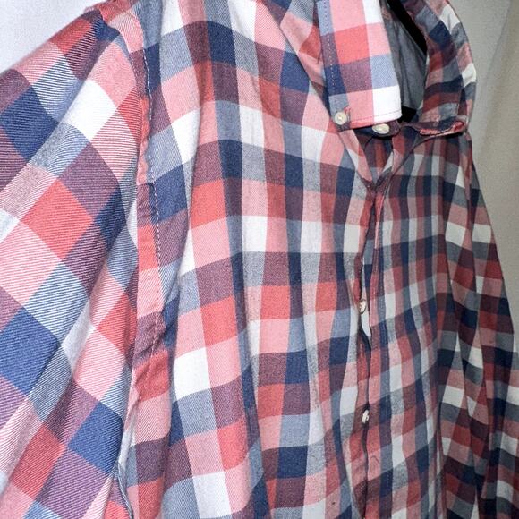 Izod Saltwater Shirt Men's Size XXL Red Blue White Plaid Long Sleeve Button Up - Picture 4 of 10